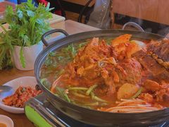 -喇喇排骨火锅·传统韩式脊骨汤(望京西园总店)