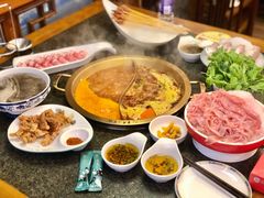 -小天鹅火锅·一线江景洪鼎旗舰店(洪崖洞店)