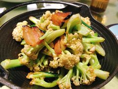 -万重锦·人文川菜馆(骡马市店)