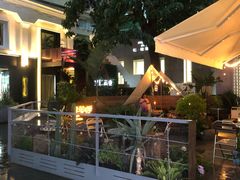 -鹿萤季·营地小馆(皇后公园店)