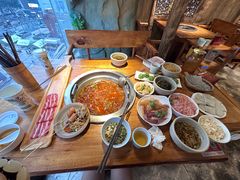 -城墙拐拐火锅(三峡广场黑金冠店)