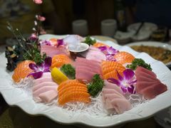 -青瓦餐厅·生鱼片·韩园烤肉(西塔店)