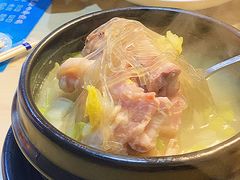 招牌猪爪砂锅-大佬李砂锅(钱江财富广场店)