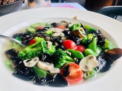 -洋洋中餐馆·SINCE 1997(信投店)