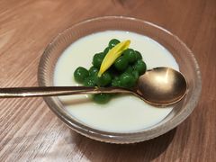 mini青团芝士豆腐花-大头椰·椰子鸡火锅(新梦店)