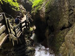 -龙水峡地缝景区