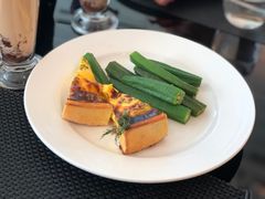 -圣丰索菲特·2 On 988 Café 自助餐厅