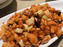 宫保鸡丁-渝信川菜 · 川味家常菜(长安店)