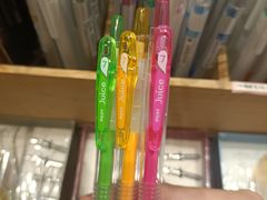 -猫的天空之城概念书店(杭州南宋御街店)