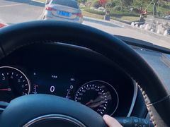 -燕子河大峡谷天坑仙境