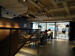 大堂-星巴克(杭州湖滨银泰E区店)