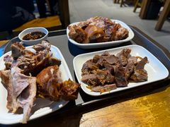 -聚合鑫东北熏酱熟食麻辣面(长阳店)