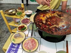 -石灰市老火锅(北滨路店)