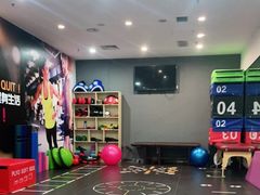 -爱尚游泳健身(外交公寓店)