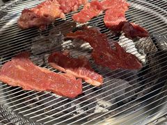 -啊美丽炭火烤肉(滑翔一店)