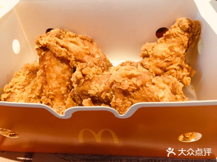 麦当劳(大栅栏店)香辣炸鸡翅图片