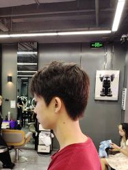-藤野造型烫发染发