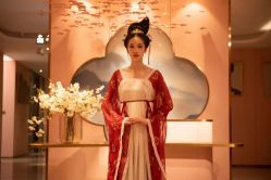 -盘子女人坊生日照·摄影馆(浦东店)