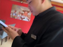 -黔蘑菇四季餐厅(观山湖店)