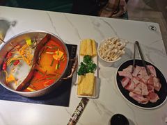 -椰子湾·海南火锅·糟粕醋·椰子鸡(正大广场店)