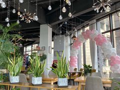 -荣耀.西式融合餐厅(留云湖店)