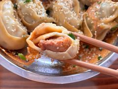 生煎蛋黄鲜肉馄饨-饨顿香馄饨