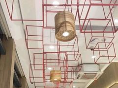 大堂-百事佳烧鸭牛腩(上海虹桥站店)