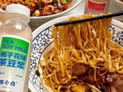 -李与白包子铺(桐梓林店)