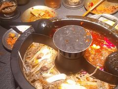 -晓宇重庆火锅(西安荟聚店)