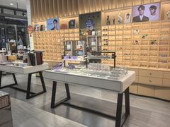 -一代眼镜(浦东大拇指广场店)