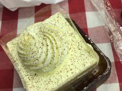 -红宝石·鲜奶小方(长阳店)