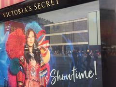 -Victoria's Secret(杭州湖滨银泰in77店)