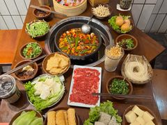 -黔有有贵州酸汤夺夺粉火锅(五味十字店)