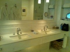 android_upload_pic-苏州金鸡湖中茵皇冠假日酒店