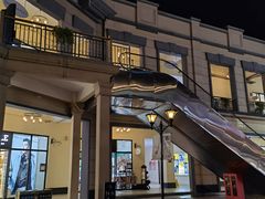 -王府井奥莱临潼小镇(临潼店)