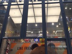 -line friends(明洞旗舰店)