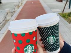 -星巴克臻选(盐城金鹰聚龙湖店)