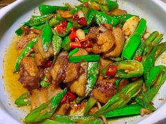 辣椒炒肉-新渝城·始于2000年(淘金店)