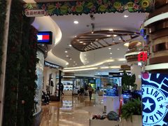 -王府井百货熙地港店