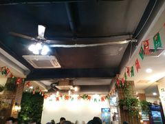 大堂-水碾河刘老大串串香(水碾河路店)