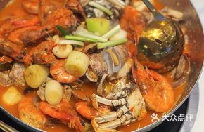 Shrimp, Crab and Clams