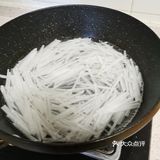 凉拌白萝卜丝