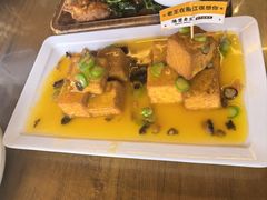 -隔壁老王·家常云南菜(花巷店)