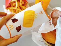 -麦当劳(展览馆店)