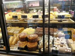 -昆明冠生园·蛋糕·面包(南强街店)