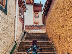 -噶丹松赞林寺