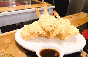Golden Crispy Shrimp with French Fries