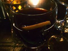 -Whisper Bar 