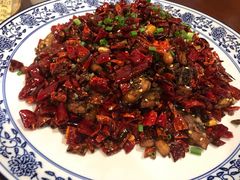 -黄桷树曹家私房菜(江与城店)