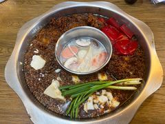 -周幺妹重庆老火锅(银泰城总店)